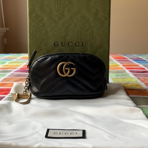 🌹GUCCI GG MARMONT POUCH WITH KEYCHAIN HOOK  🌹NWT 🌹 - Picture 4 of 16